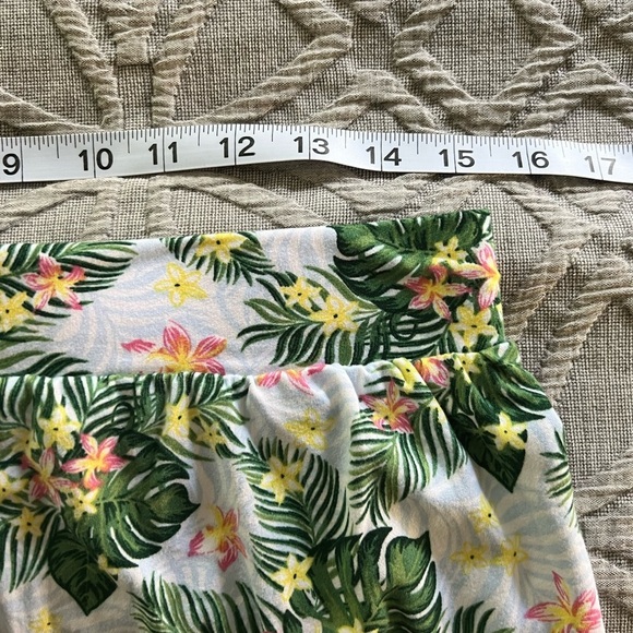 Super Cute Tommy Bahama Tropical PJs large top medium bottoms NWT - Picture 3 of 9